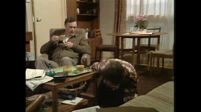 01x01. Gobierno abierto (Si, Ministro). Yes, Minister (1980)