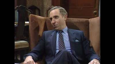 02x03. La lista negra (Si, Ministro). Yes, Minister (1981)