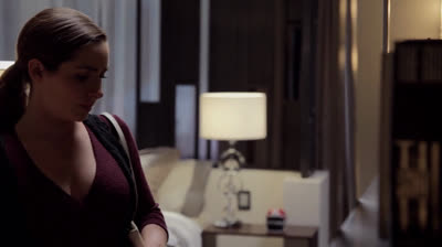 C-18 Morgana usa sus encantos con Ryan